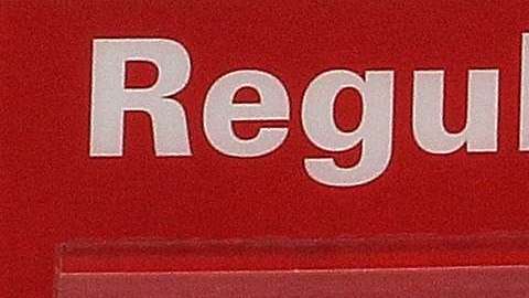 Trump dijo que no va a permitir que la OPEP manipule los precios del petróleo