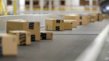 Amazon ofrece ahora entrega de paquetes en autos.