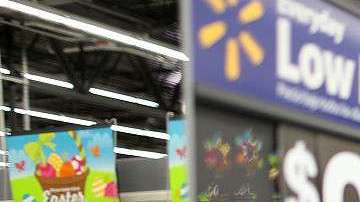 Empleados en Walmart. Joe Raedle/Getty Images