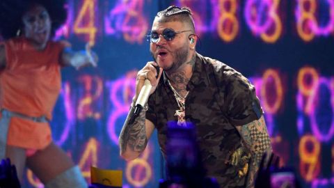 Farruko sigue en el escándalo.