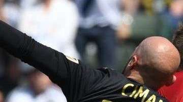 Gozaban los hinchas de LAFC pero apareció Zlatan Ibrahimovic.  MARK RALSTON/AFP/Getty Images