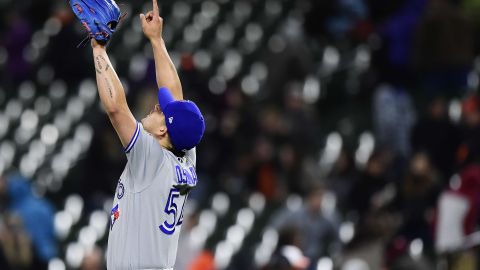 Roberto Osuna llegó a 100 salvamentos con Toronto Blue Jays