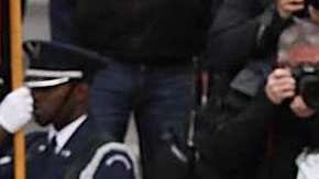 El momento ocurrió al recibir a los Macron en la Casa Blanca.