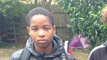 Tres niños convencen a un hombre de que no se suicide.