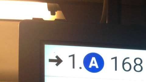 Las líneas tienen retrasos de más de una hora.