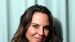 La vida de Kate del Castillo dio un giro radical luego de su encuentro con “El Chapo”.