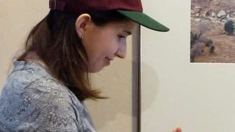 Un gato pude hacer muchos trucos, solo que hay que saber entrenarlos.