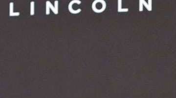 Marjorie de Sousa se mostró sexy.