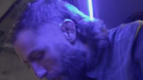 El peleador estadounidense Michael Chiesa resultó herido en el incidente.