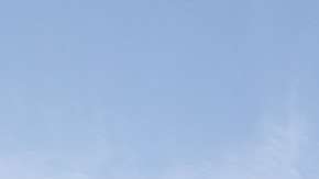 Universitarios de se manifiestan a favor de los derechos universales de los inmigrantes indocumentados.