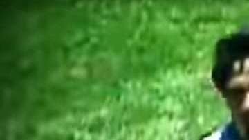 El mexicano Manuel Negrete podría alzarse este domingo con el título del 'Mejor gol de la historia de los Mundiales' de la FIFA.