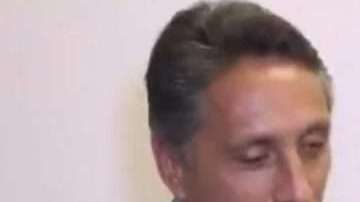 El exfutbolista Manuel Negrete y Ricardo Anaya, buscan sendos cargos públicos en México.