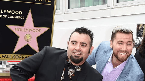 Los integrantes de la banda posaron para las fotos de su estrella del Paseo de la Fama en Hollywood Boulevard, cerca de La Brea Avenue