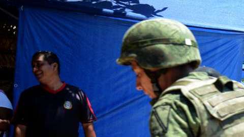 Pelean a tiros entre turistas_262642