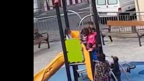 El incidente racista ocurrió en un parque de Bilbao en España.