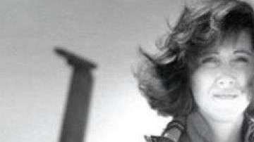 Shults en su época de servicio a la Marina.