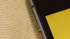 Grindr solicita a sus usuarios cuando se registran que den dicha información.