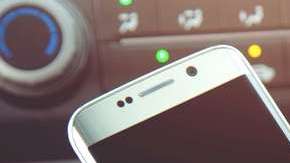 Es mejor cargar tu teléfono en casa.