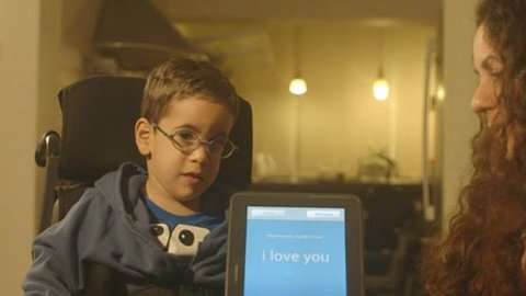 Aplicación creada para ayudar a comunicarse a las personas con dificultades.