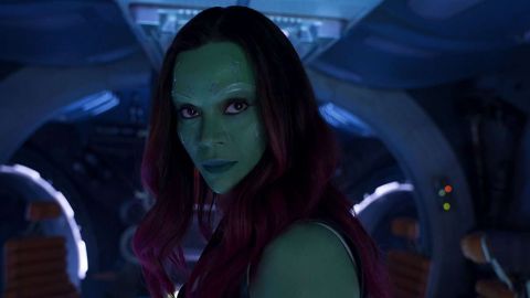 Hasta el verde le viene bien a Zoe Saldana.