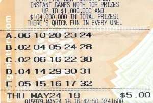 Este es el boleto que ganó $100 mil dólares por un error del jugador.