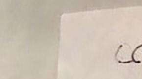 Nota de petición de ayuda de una víctima.