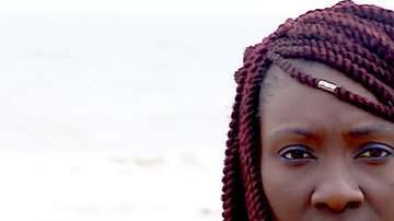 Salimata creció en París pero tenía familiares en Senegal, donde fue sometida a una mutilación.