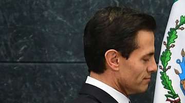 Las acusaciones de corrupción del gobierno de EPN han golpeado al candidato oficialista José Antonio Meade.