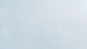 Los heridos se encuentran en estado crítico y han sido hospitalizados.