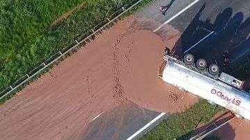 Seis carriles quedaron bloqueados hacia y desde la capital
