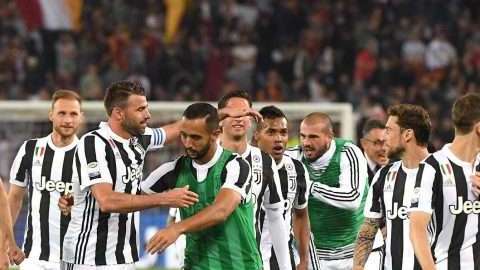 La Juventus consiguió su título 34 y el séptimo consecutivo. (Foto: EFE/EPA/CLAUDIO PERI)