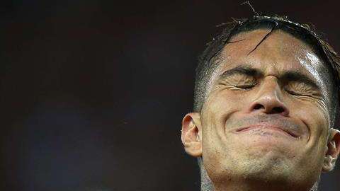 El delantero peruano del Flamengo, Paolo Guerrero, se pierde el Mundial de Rusia 2018. (Foto: EFE/ Marcelo Sayao/ARCHIVO)