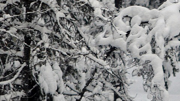 Las fuertes nevadas continuaron en abril.