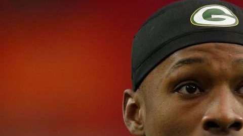 Damarious Randall (aqui con los colores de Green Bay hizo una apuesta difícil de cumplir. (Foto: Christian Petersen/Getty Images)