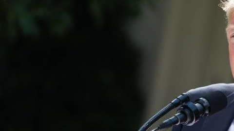 Trump pretende aumentar tarifas a los autos extranjeros.