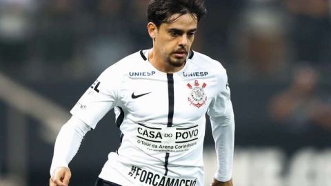 El jugador brasileño Fagner del Corinthians jugará su primer Mundial (Foto: Alexandre Schneider/Getty Images)