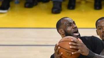 Los Cavaliers volverán a verse las caras con los Warriors en las finales de la NBA. (Foto: Thearon W. Henderson/Getty Images)