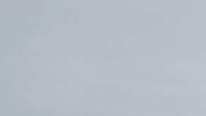 Marines mexicanos observan la quema de toneladas de drogas en Veracruz