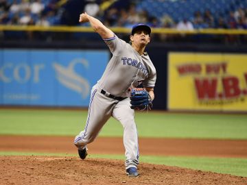 ST PETERSBURG, FL - MAY 6: Roberto Osuna #54 of the Toronto Blue Jays pitches during the ninth inning against the Tampa Bay Rays on May 6, 2018 at Tropicana Field in St Petersburg, Florida. The Toronto Blue Jays won 2-1. (Photo by Julio Aguilar/Getty Images)
