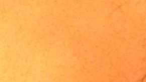 El metano producido por la vegetación ardiente se encendió para crear una llama azul.