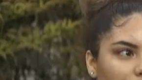 La joven dijo que ya no se siente cómoda de hablar español en Estados Unidos.