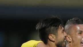 Oribe Peralta y Mateus Uribe del América festejan durante el juego de ida de los cuartos de final del Clausura 2018 de la Liga MX contra los Pumas. (Foto: Imago7)