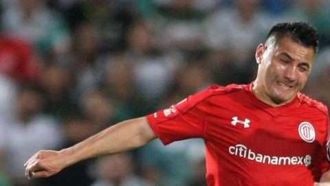 Toluca debe ganarle a Santos en la vuelta para ser campeón.