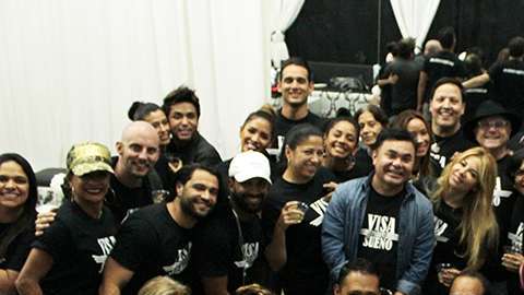 Raúl González regresa con el musical 'Visa Para Un Sueño'