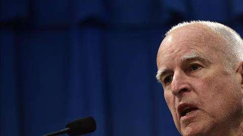 El plan de Brown exige que la cuenta alcance $13,500 millones de dólares para el próximo verano.