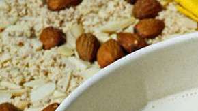 La leche de almendras se puede hacer en casa.