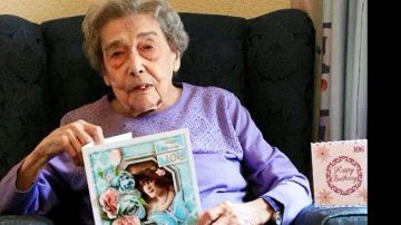 Madelin Dye tiene 106 años y goza de excelente estado de salud.