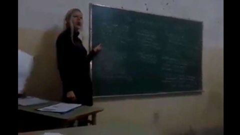 Así defendía a Hitler una profesora de Historia en plena clase.