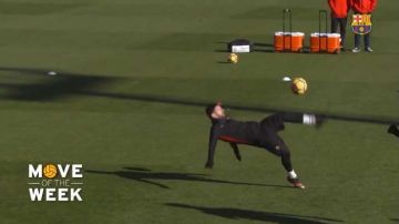 Messi se lució con un gol de chilena en el entrenamiento