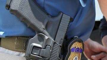 Un estadounidense fue capturado en el operativo.